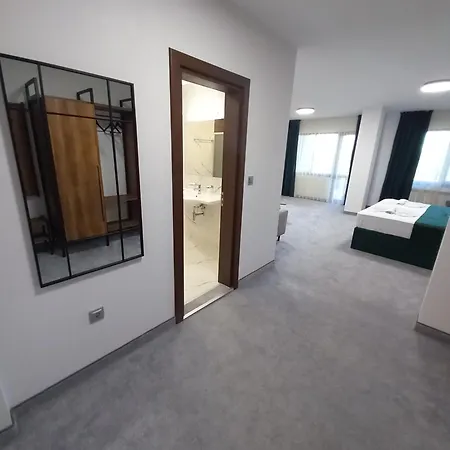 Complex Ekaterina 2*